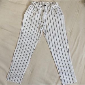 Kendall + Kylie White Striped Pants